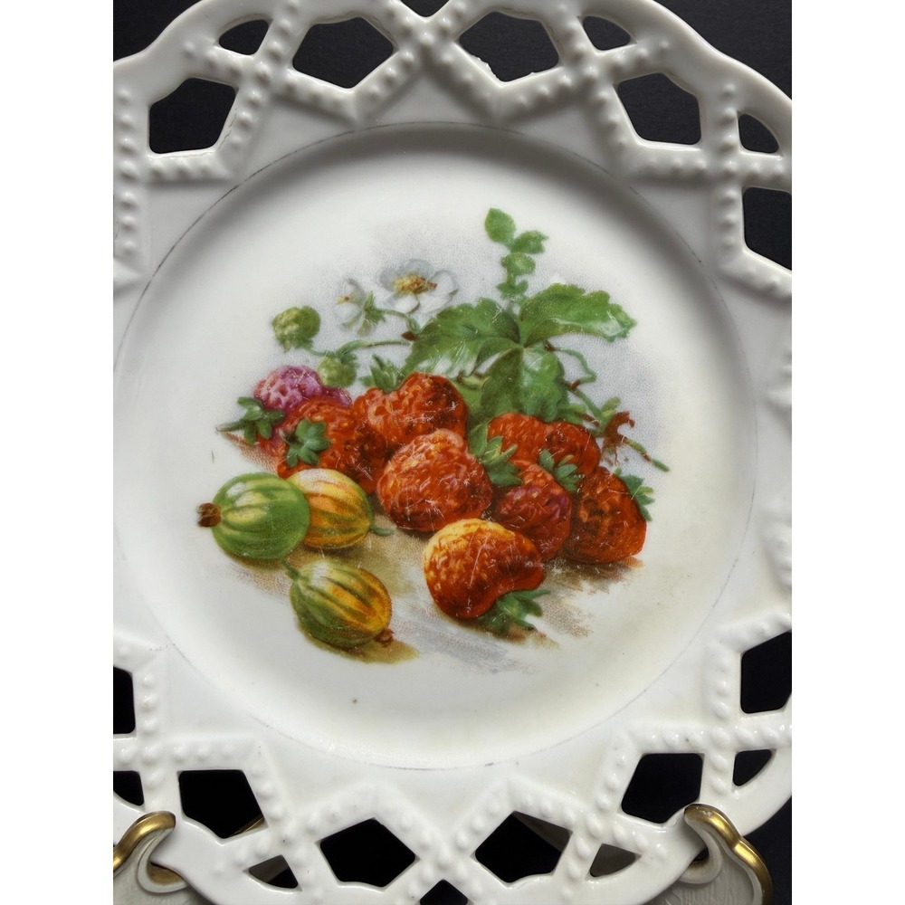 Antique German Reticulated Porcelain Plate Hand Painted StrawberriesGooseberries - Picture 5 of 10